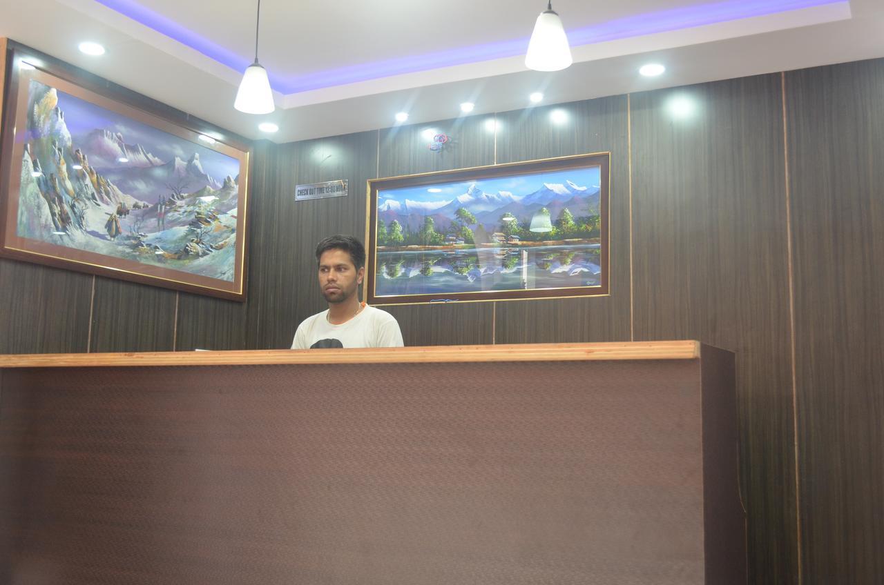 Hotel Holiday Inn Kathmandu Bagian luar foto