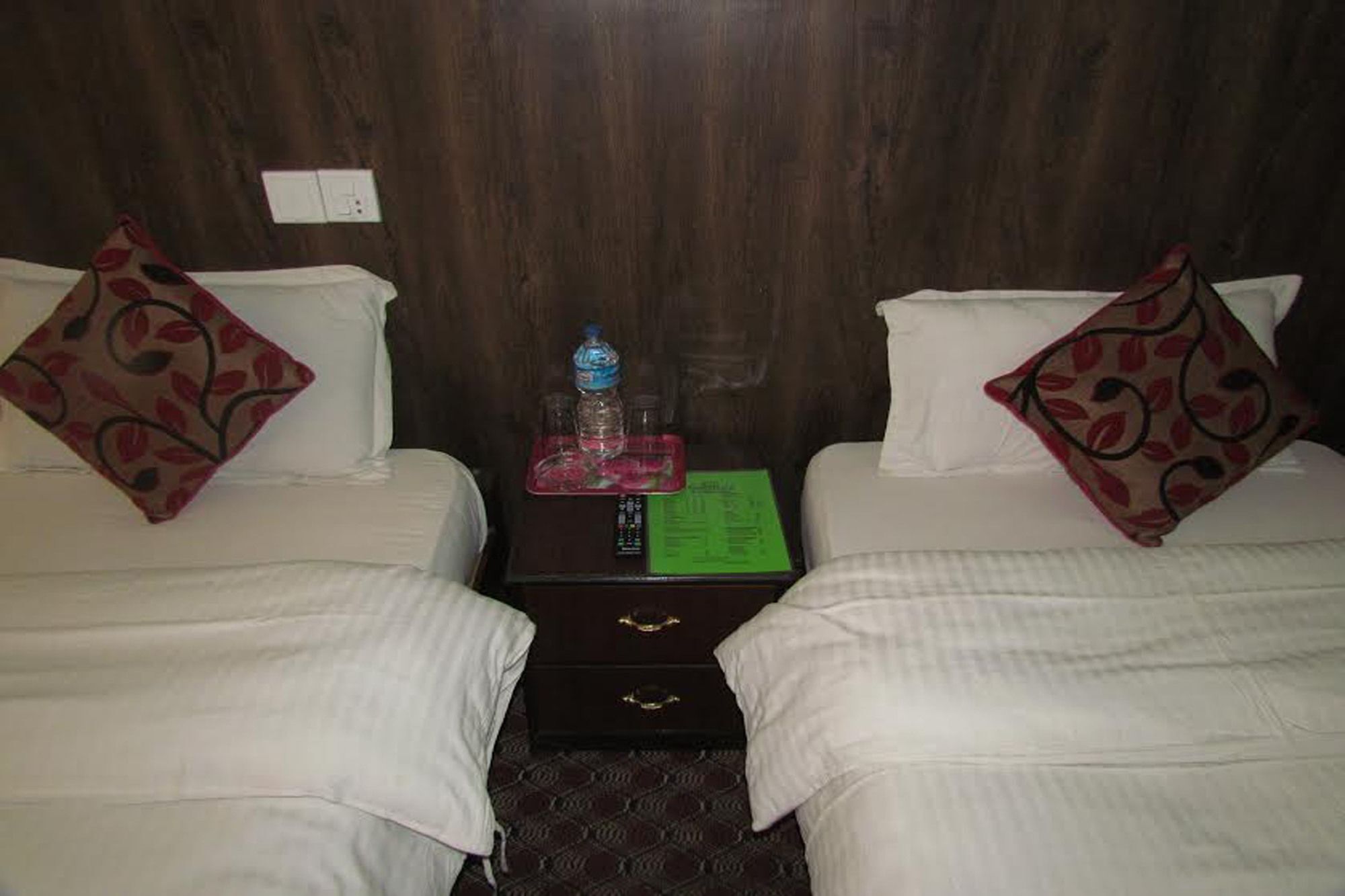 Hotel Holiday Inn Kathmandu Bagian luar foto